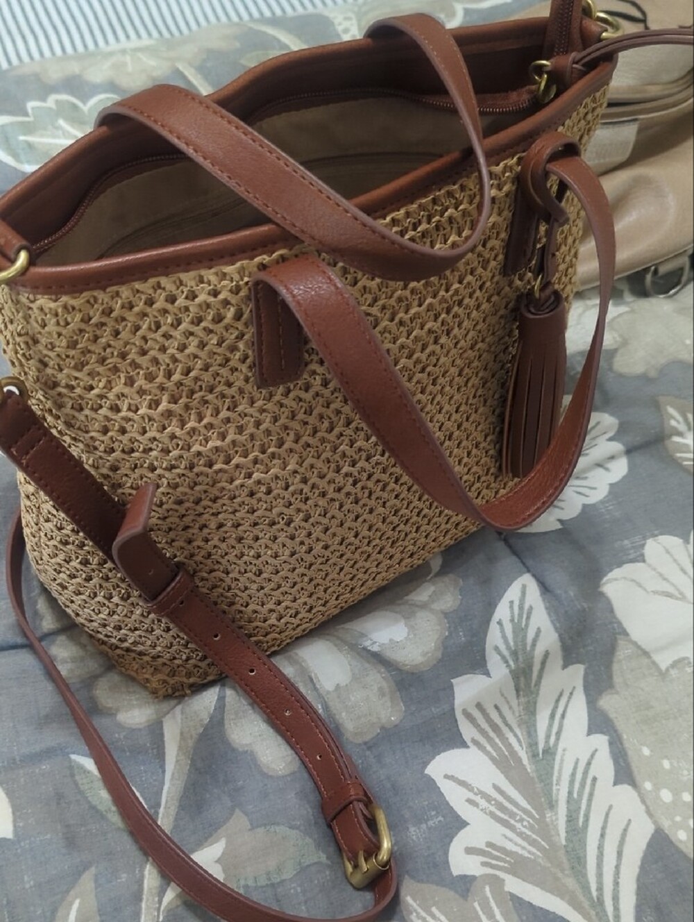 Sling Bag & Natural Woven Purse - Picture 5 of 7